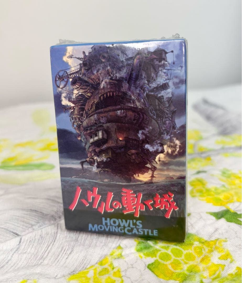 【終了間近！ハウルの動く城、新品】フィルムブックマーカー３枚&トランプ&フィルム
