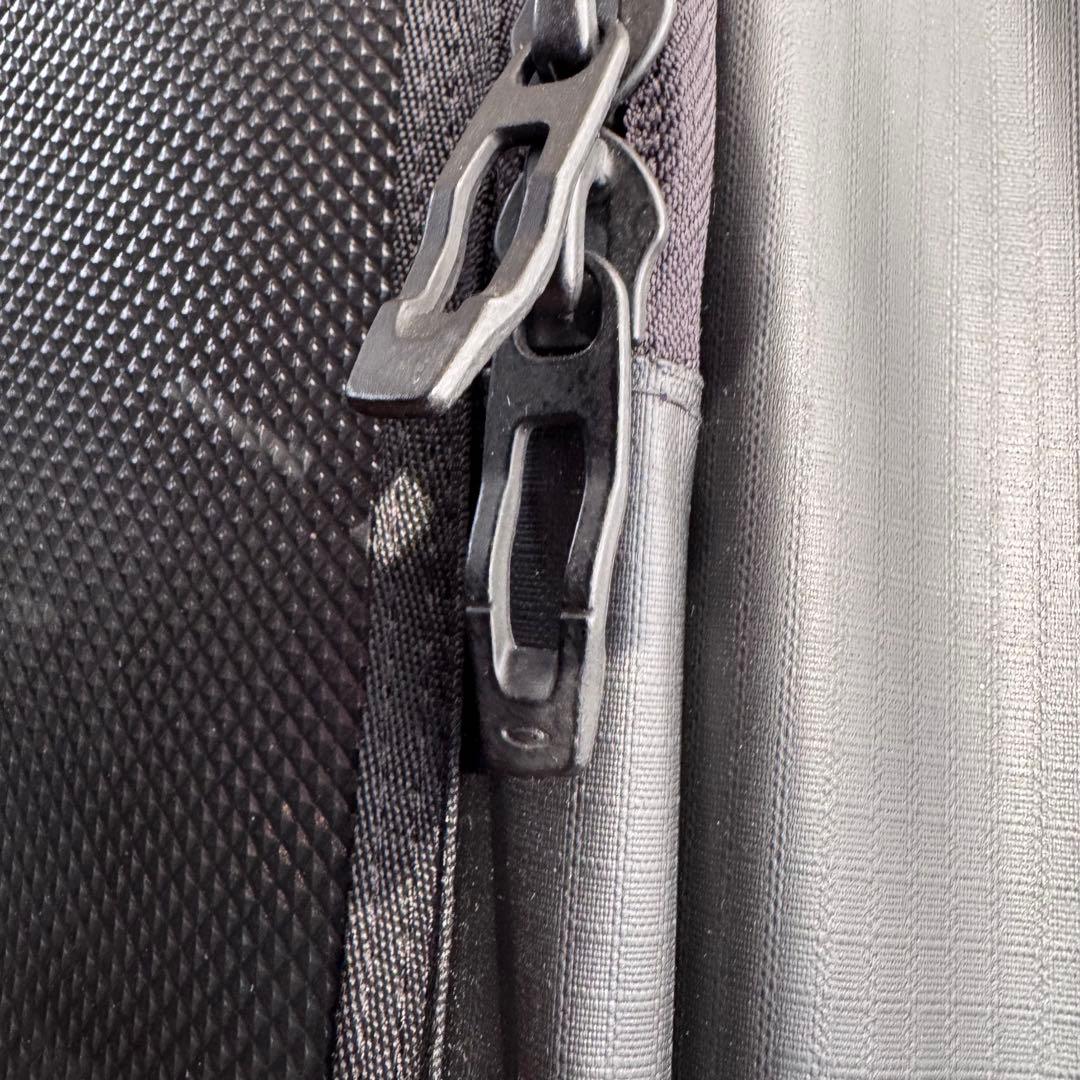 Oakley Factory Pilot スノーボードバッグ ブラック