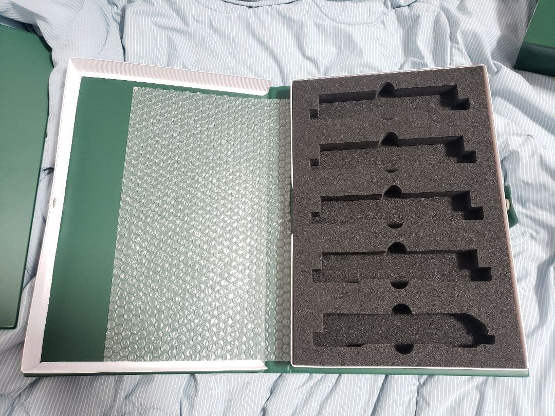 高*ん様 KATO 10-1570 TWILIGHT EXPRESS 瑞風 室内