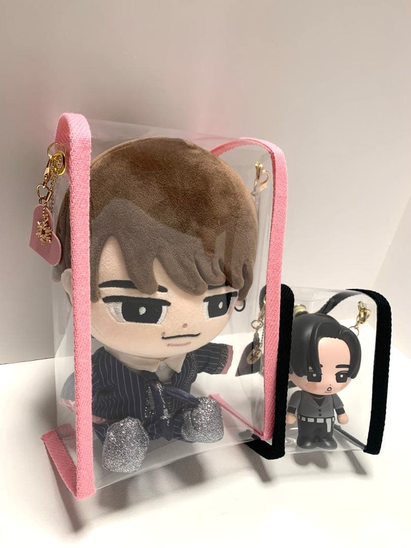 ちいかわ　すのチルソフビポーチ黒　BIGすのチルポーチピンクMan