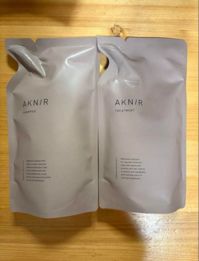 AKNIR シャンプー トリートメント セット 各300ml