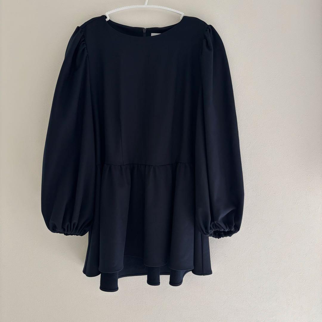 美品 VIRINA ヴィリーナ フランブラウス トップス ペプラムトップス