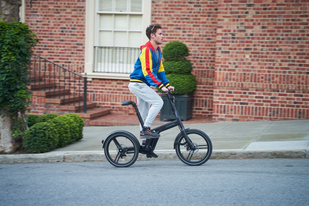 断捨離！！　プラス黒　予備バッテリー付き