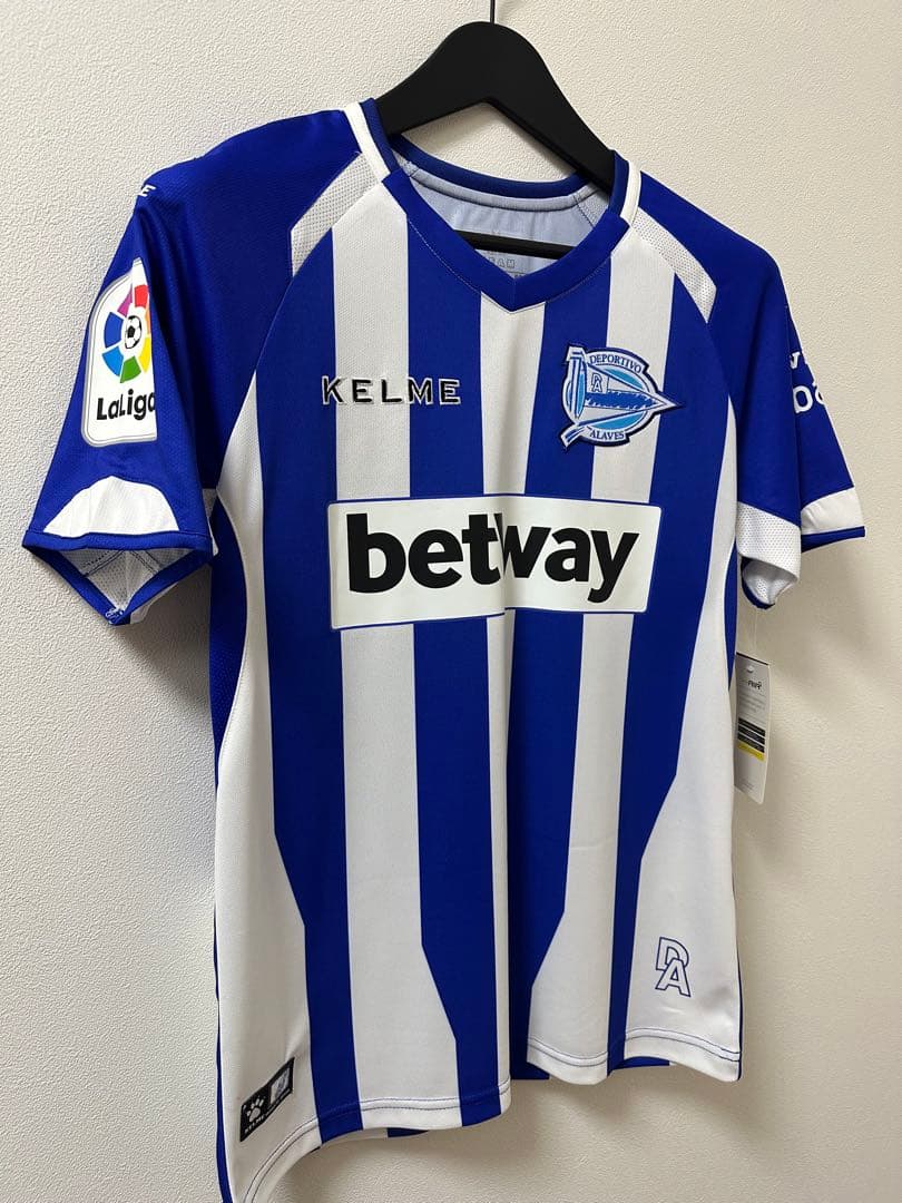 乾貴士　ユニフォーム　アラベス　ラリーガ　18/19（H）