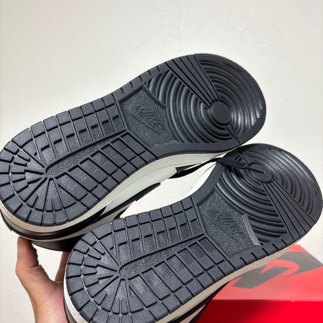 NIKE Air Jordan 1 High 85 白/黒