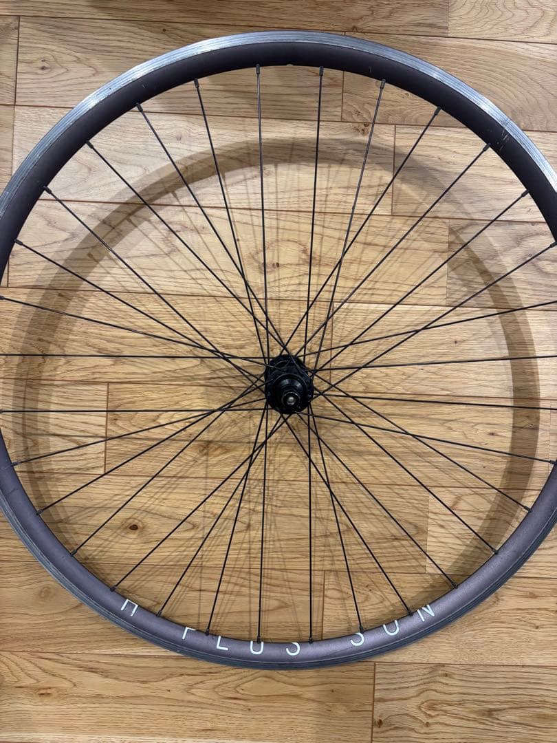 H PLUS SON Gran Compe フロントホイール