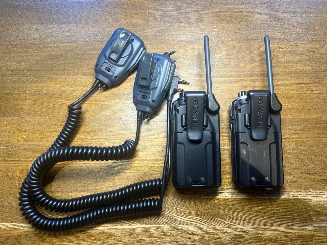 【お得】KENWOOD UBZ-LS20 トランシーバー 2台セット黒+シルバー