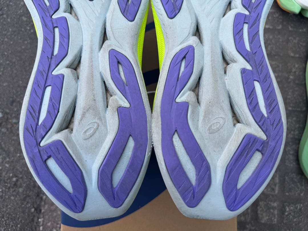 ウォーキング・ランニングウェア ASICS superblast 27.5 cm