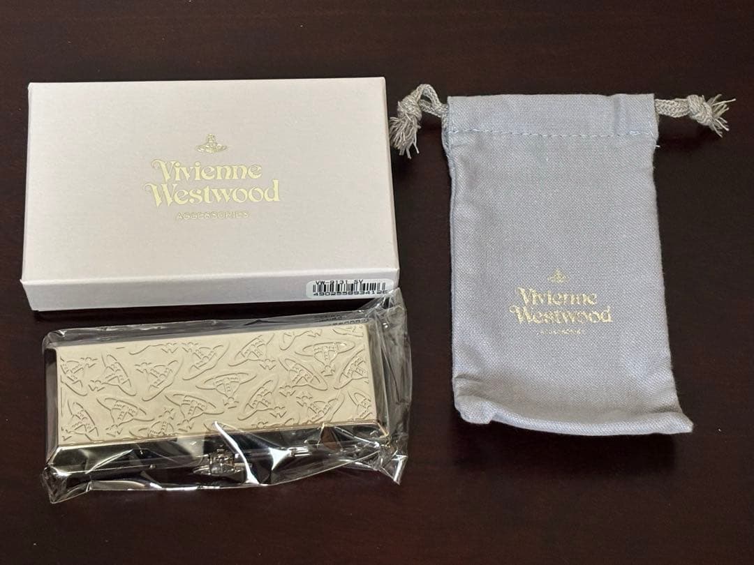 【新品未使用】Vivienne Westwood シガレットケース　シルバー