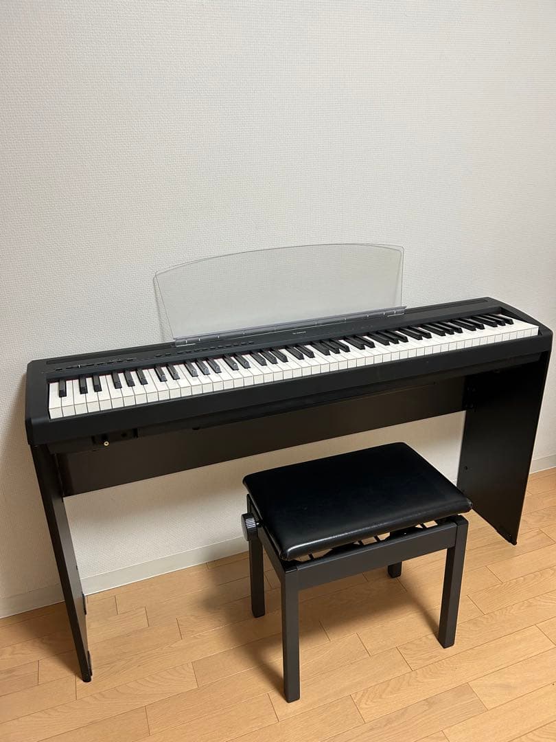 ヤマハ電子ピアノ（YAMAHA P-95 黒）椅子付き