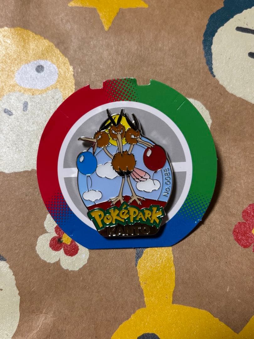 ポケパークカントー　ピンバッジ　6つ　まとめ売り　ニドラン　ギャラドス