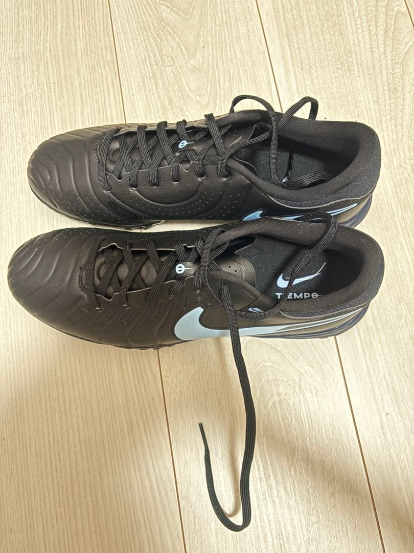 Nike T90 サッカーシューズ ブラック/ライトブルー