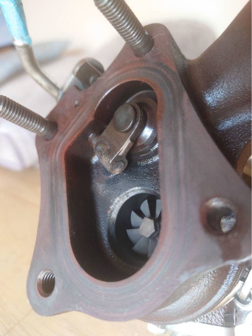 アルトターボRS 純正タービン　取り付け箇所タップ、ダイス済み