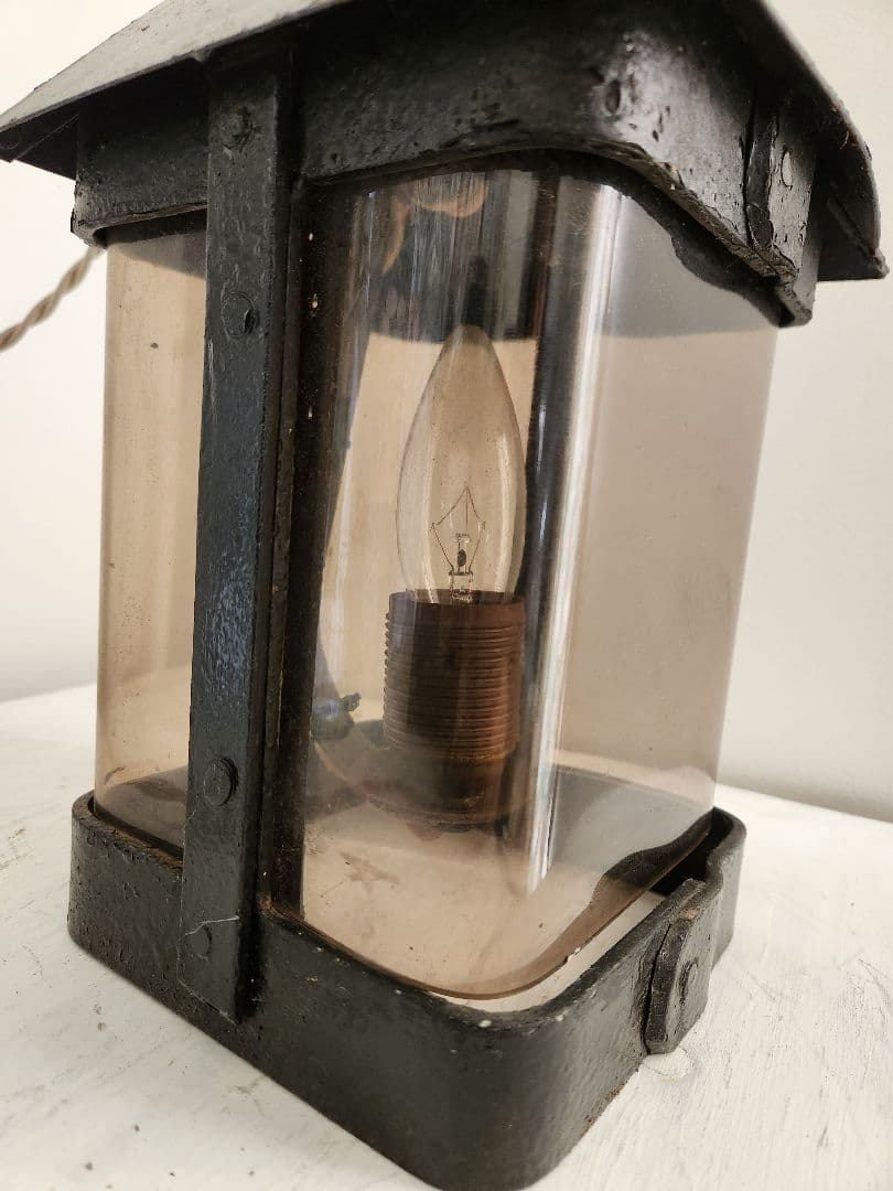 イギリスアンティーク　ランタン　ランプ　ガーデンランプ　ライト