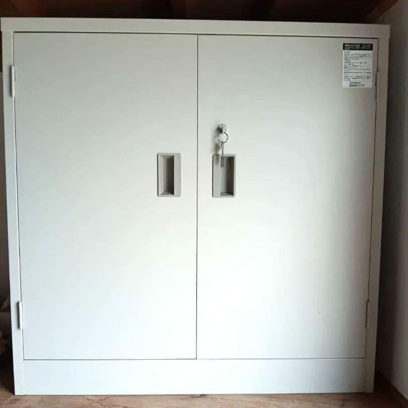コクヨ 耐火金庫 両開き 保管庫 事務用品 事務所 自営業 会社 店舗 貴重品
