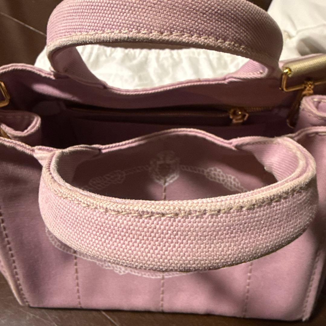 PRADA トートバッグ