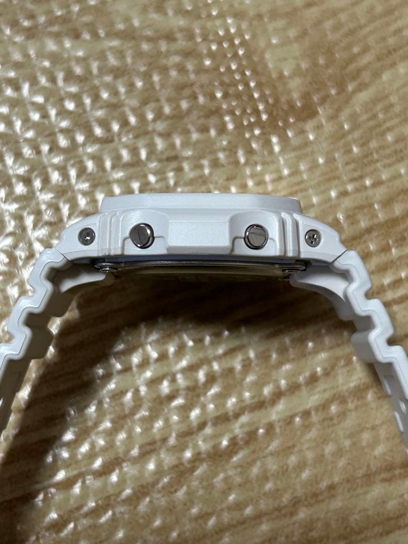 時計 g-shock GW-M5610MD