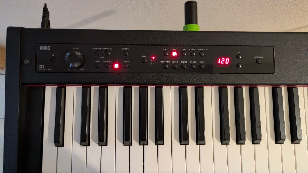 ​【美品】KORG D1 電子ピアノ 88鍵盤 スタンド付き 2019年購入