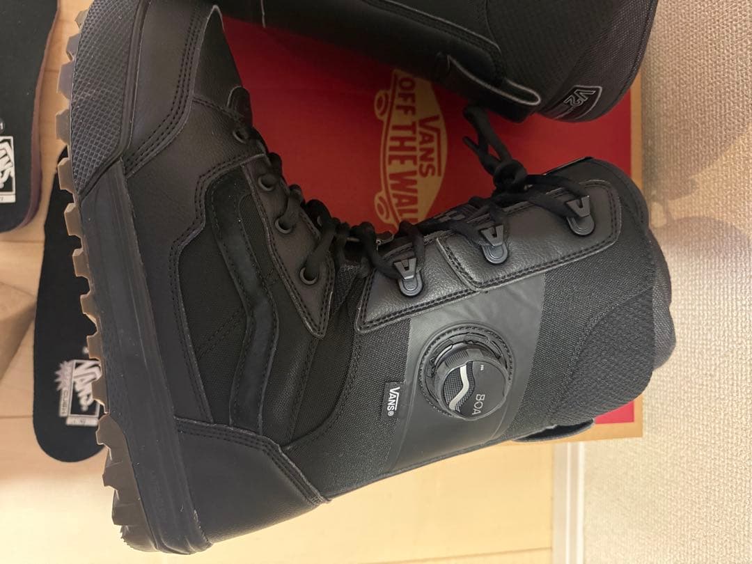VANS INVADO PRO ブラック スノーボードブーツ