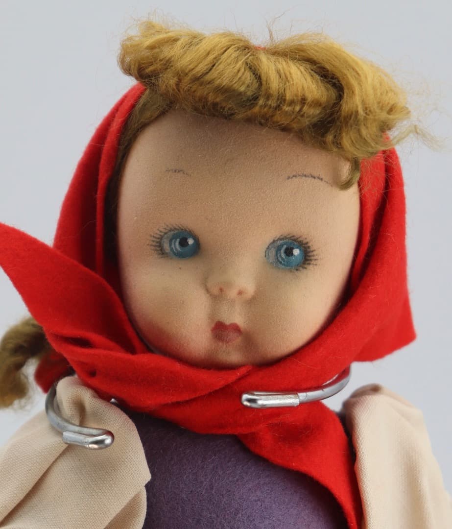 LENCI DOLL アンティークのレンチ・ドール 赤い頭巾の人形 31cm