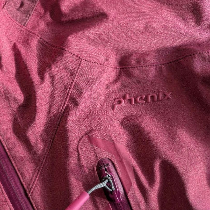 新品 phenix スキーウェア　ジャケット 収納袋付き