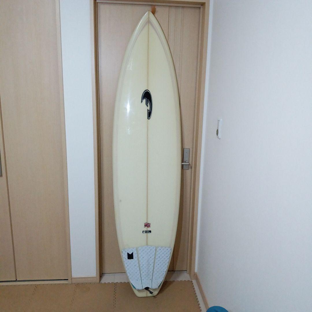 ☆FADE(フェイド)サーフボード　エッグモデル　6’6”　バフがけ　高浮力☆