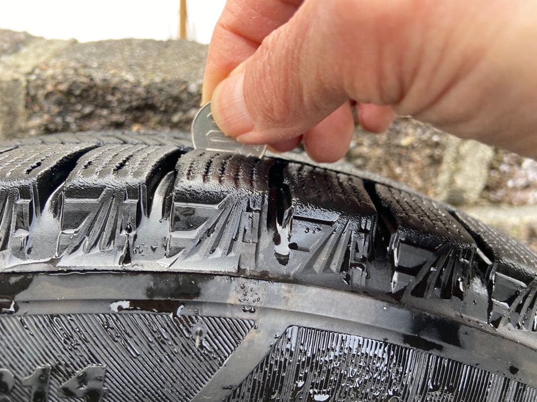 【送料込】ホイール付ブリザックVRX3♪155/65R14♪23年製♪２本その②