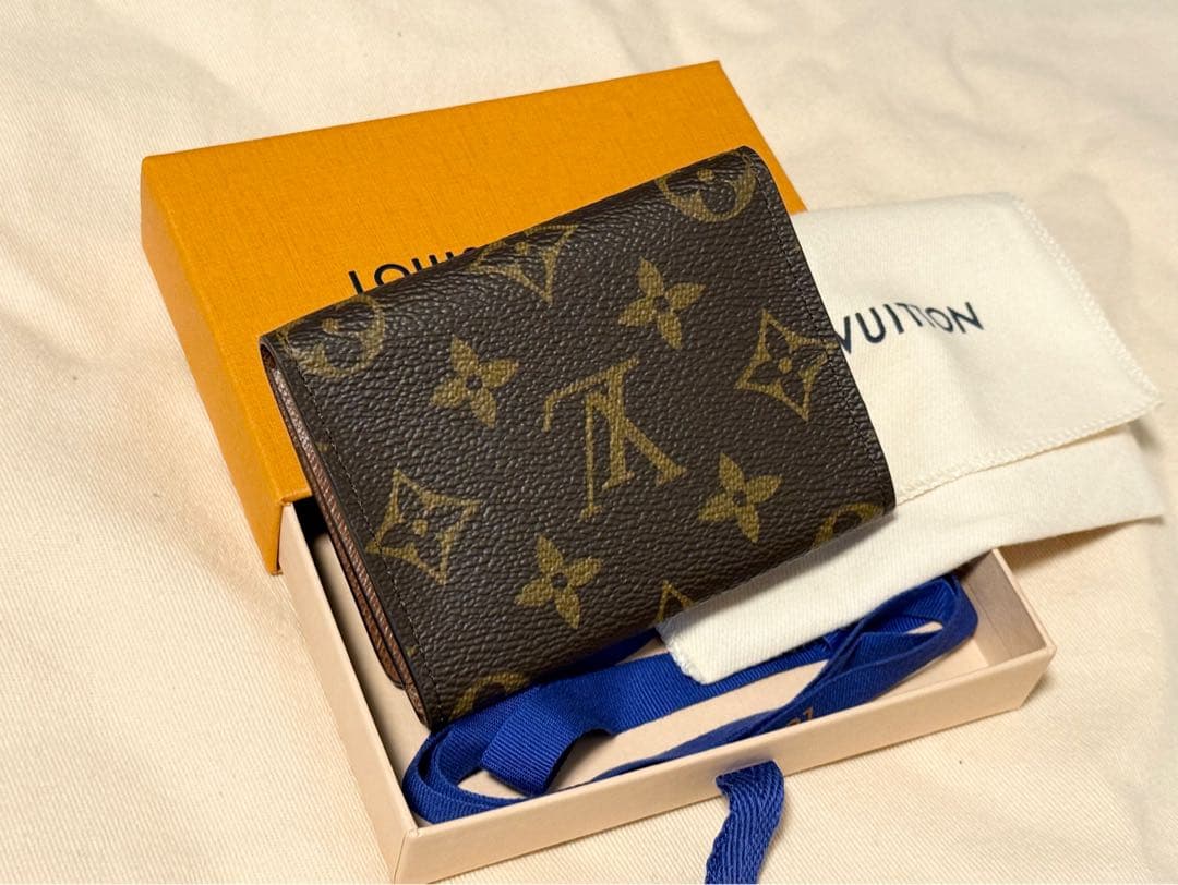 ■使用1度のみ■2024年購入 ルイヴィトン モノグラム カードケース 名刺入れ