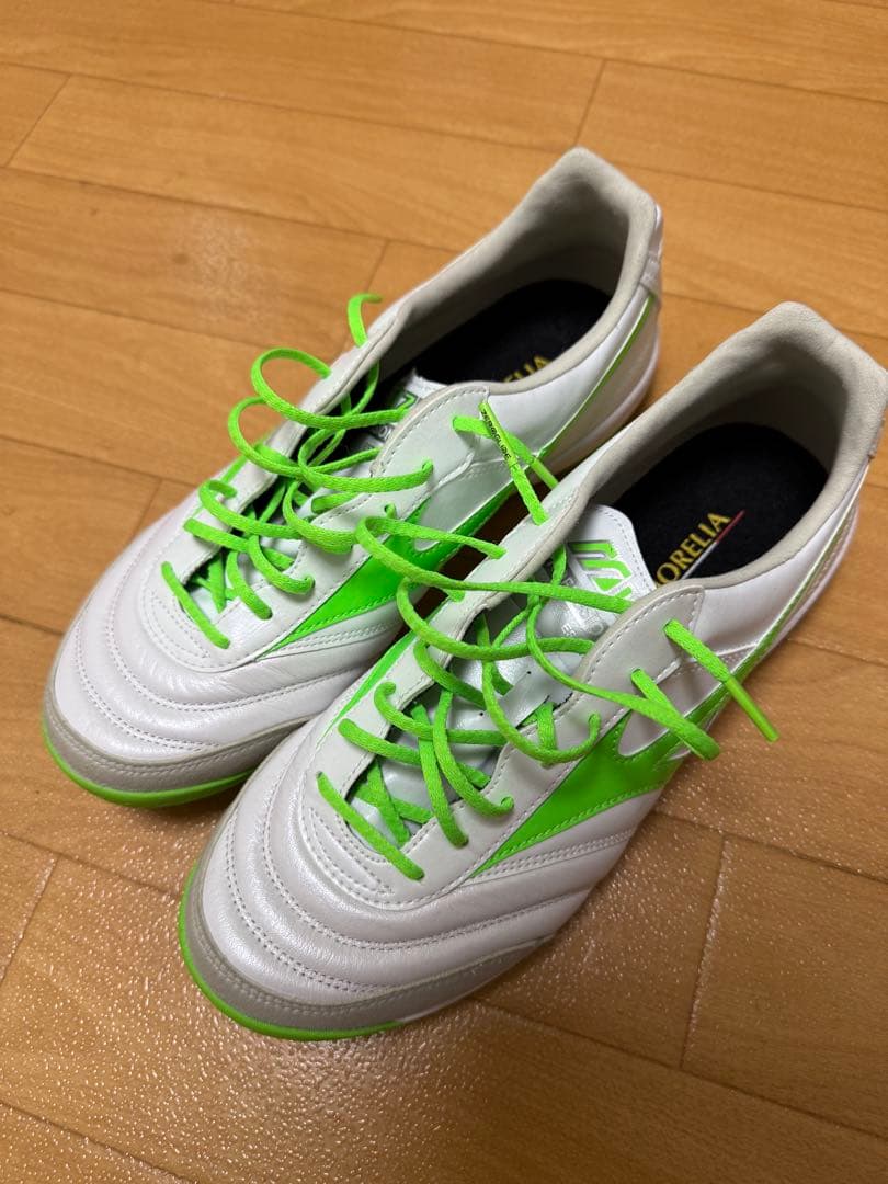 モレリア　トレーニングシューズ　26.5cm