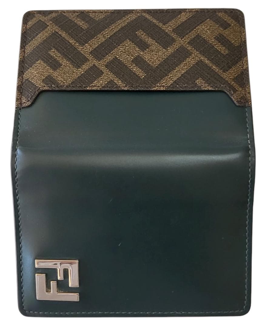 ☆FENDI FF / フェンディ スクエア 二つ折り名刺入れ カードケース!!