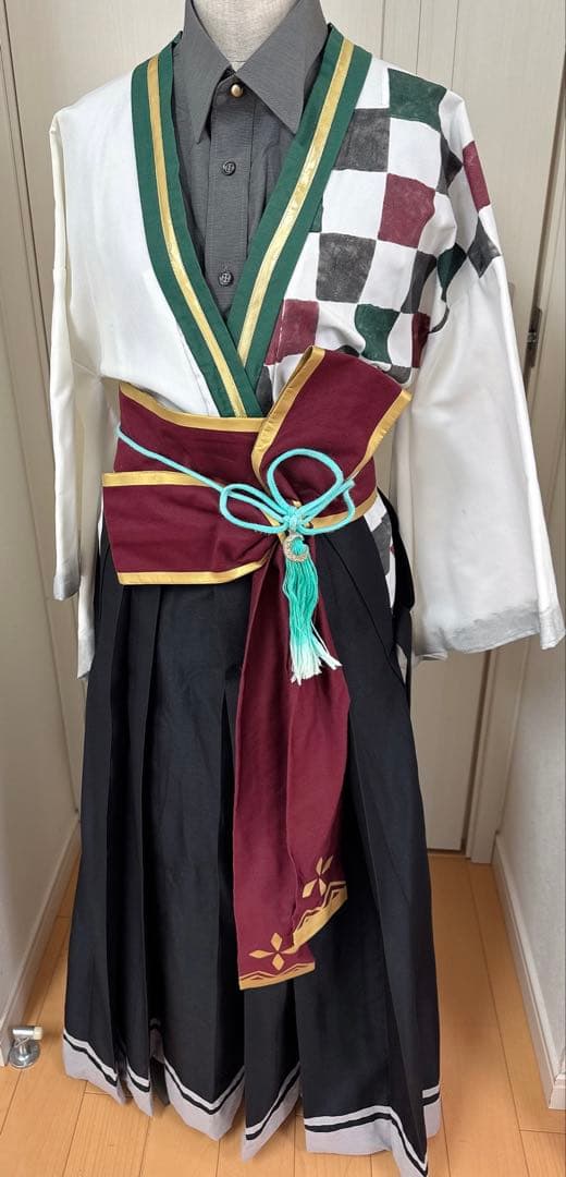 コスプレ　甲斐田晴　フルセット