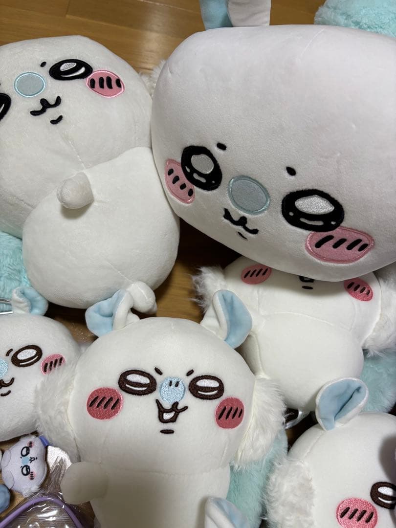 ちいかわモモンガいっぱいぬいぐるみキーリングなどなどまとめて