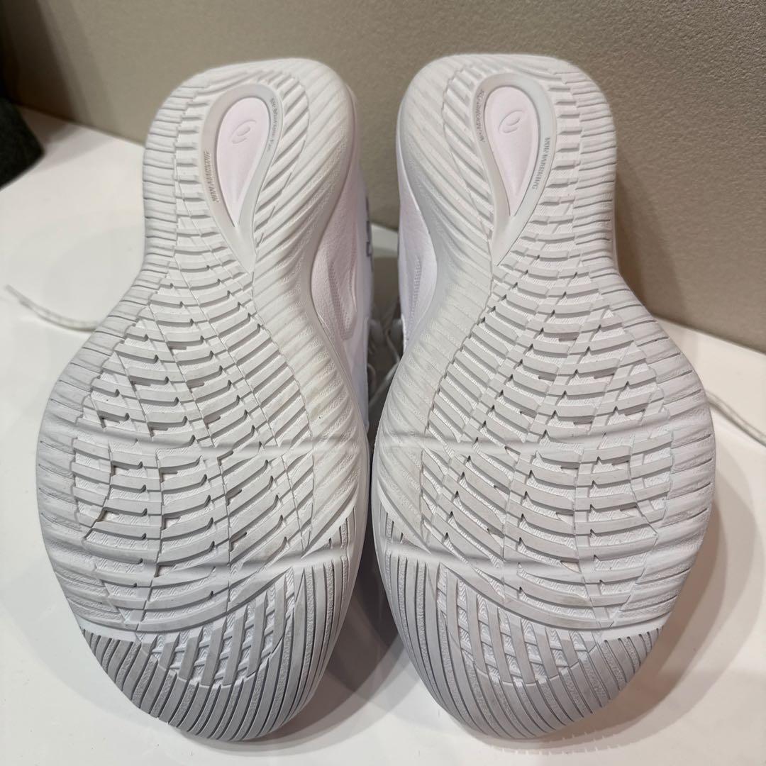 シューズ(男性用) NOVA SURGE LOW 2