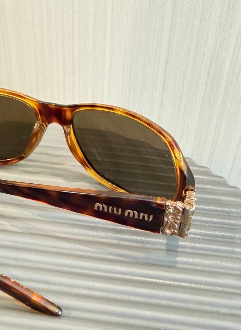 【最終値下げ】MIUMIU ミュウミュウサングラス