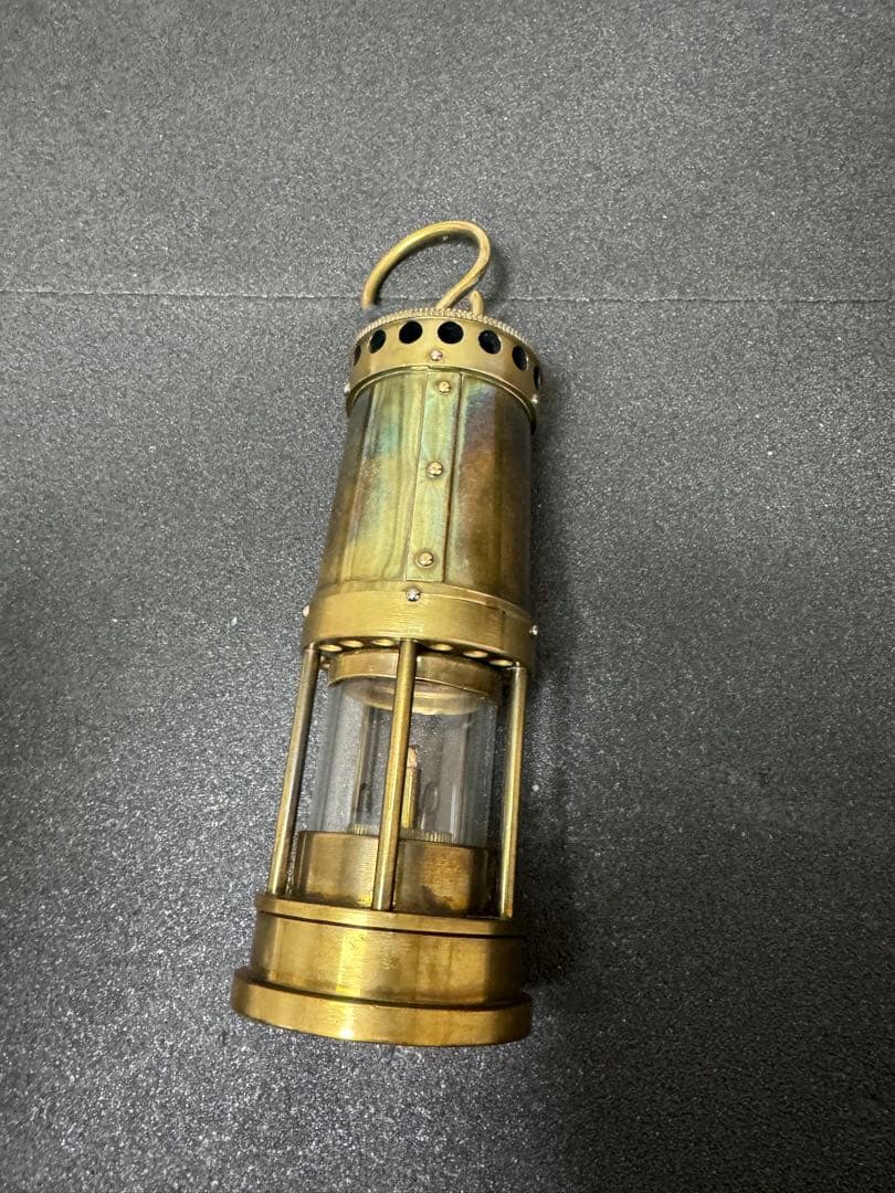 E.Thomas & Williams Ltd 社ミニカンブリアランタン