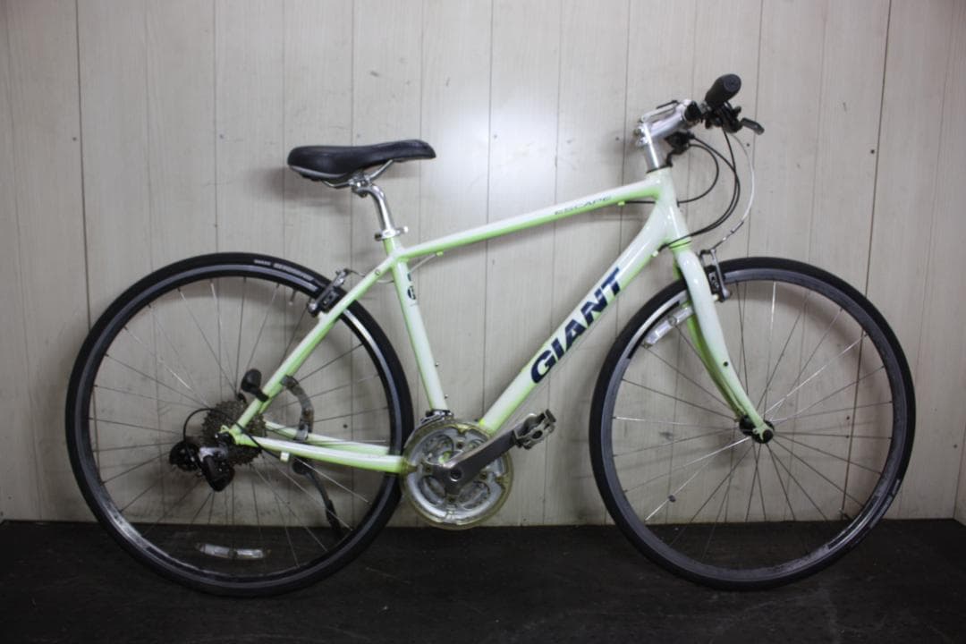 T*A様 GIANT ESCAPE R3 700C アルミ 24速 470mm