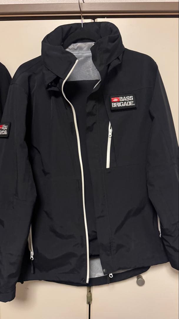 アブガルシア × バスブリゲード STANDARD RAIN SUITS