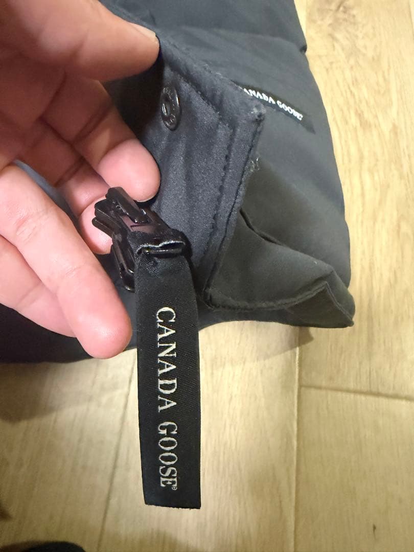 【美品】  ブラック ダウンベスト