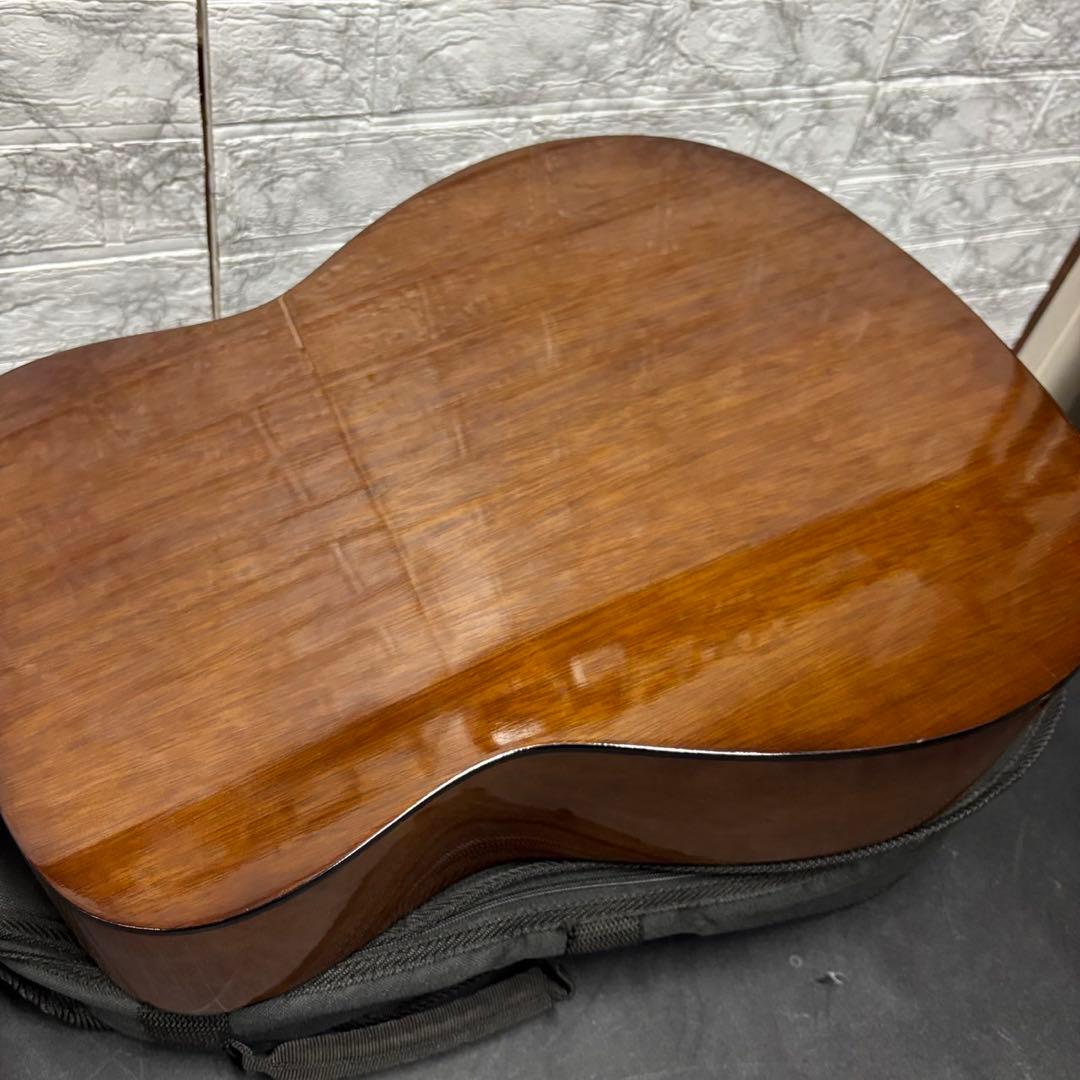 6　極美品　YAMAHA　アコースティックギター　F600　ケース付き　送料無料