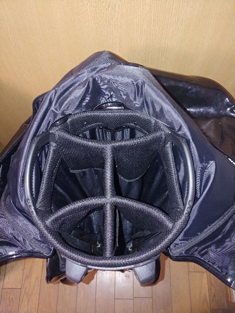 ベッドカバー付き　マスターバニー　スタンドキャディバッグ 4仕切り