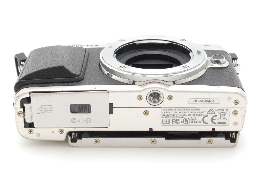 ✨極美品✨オリンパス E-PL7 ボディ❤️ショット数わずか3,545回！
