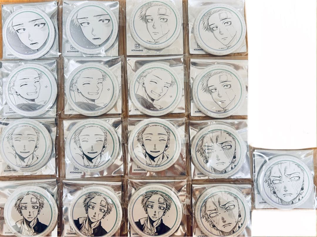 [最終値下げ] 薫る花は凛と咲く プリンセスカフェ 缶バッジ 紬凛太郎　17点