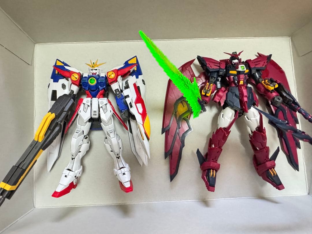 RGウイングガンダムゼロ　RGガンダムエピオン　素組完成品