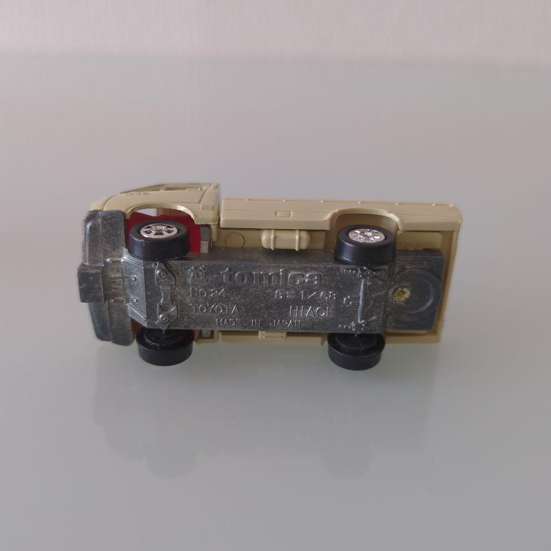 黒箱トミカ トヨタ ハイエーストラック 色指定箱 T-19