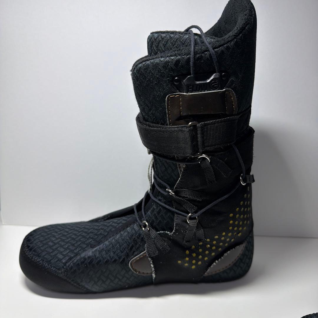 Flow hylite focusスノーボードブーツ 27.5㎝
