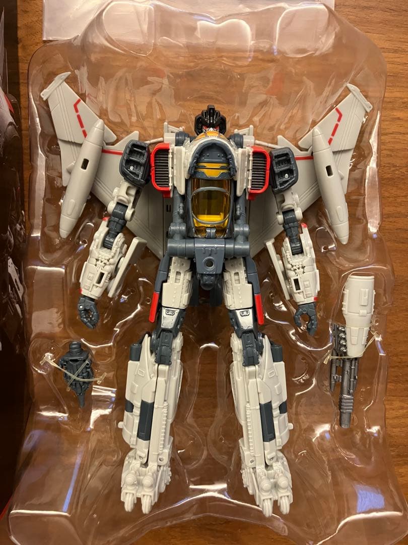 トランスフォーマー　スタジオシリーズ　ブリッツウイング　SS-57