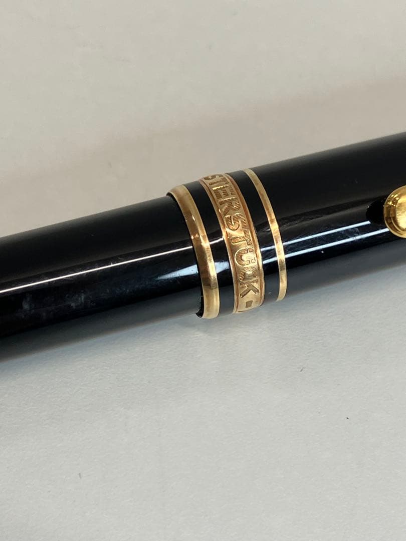 モンブラン マイスターシュテック ボールペン ゴールド 【A701】