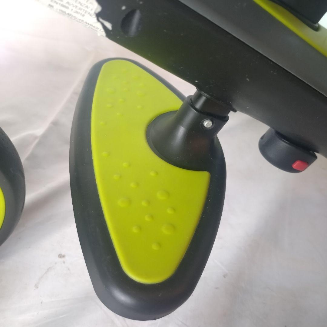 GLOBBER 4in1 トライク ブラック/グリーン　三輪車