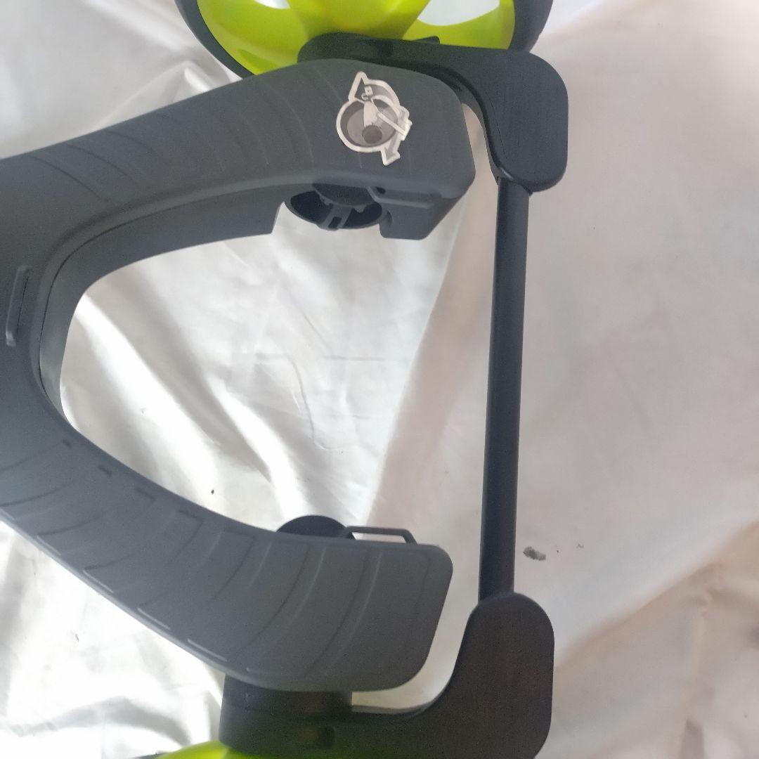 GLOBBER 4in1 トライク ブラック/グリーン　三輪車