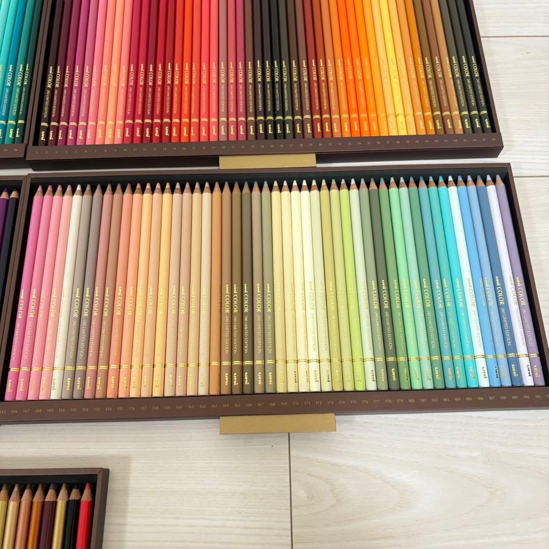 三菱鉛筆 ユニー 240色 セット リミテッドエディション 限定50周年 記念